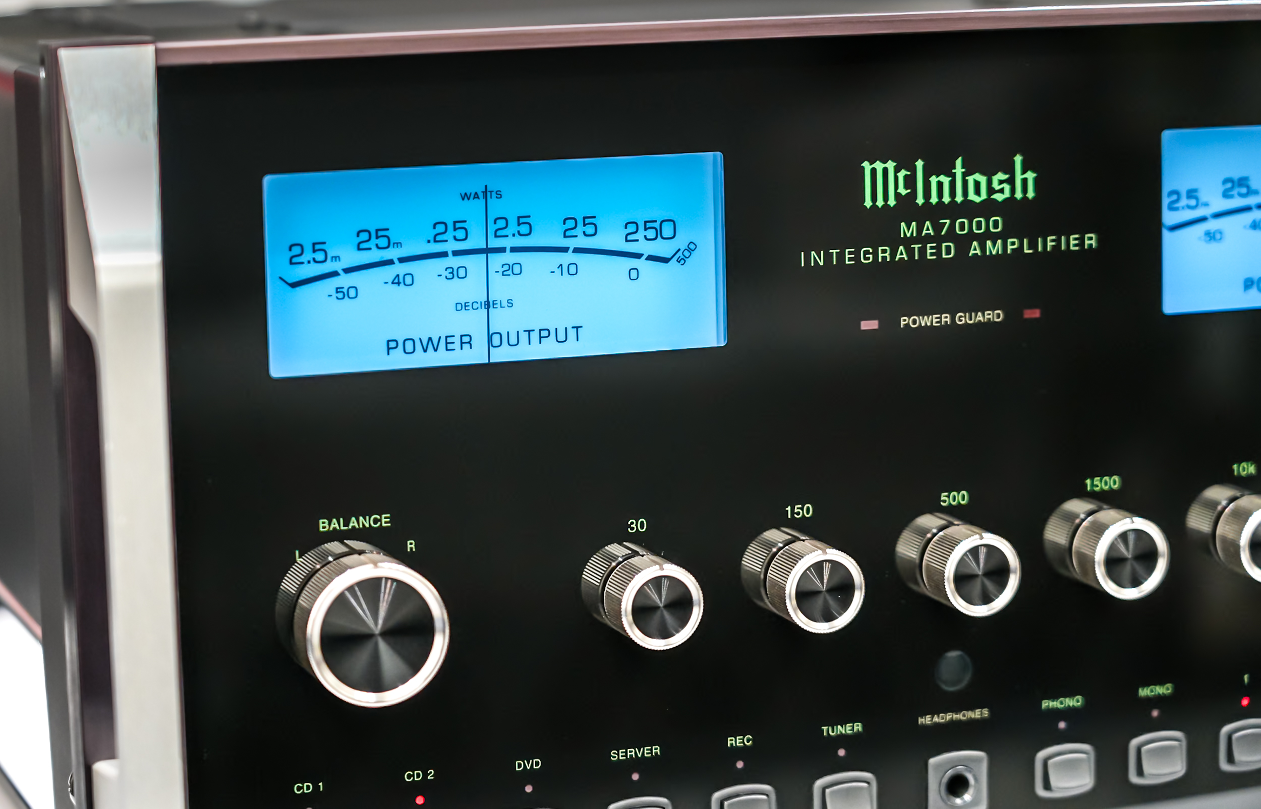 MCINTOSH MA-7000